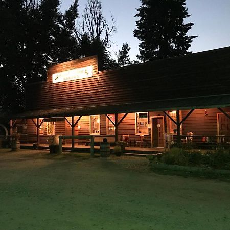 Wells Gray Guest Ranch Clearwater Exterior photo