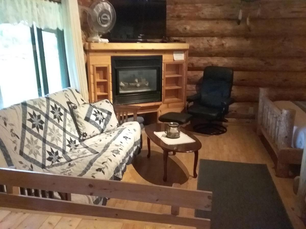 Wells Gray Guest Ranch Clearwater Exterior photo