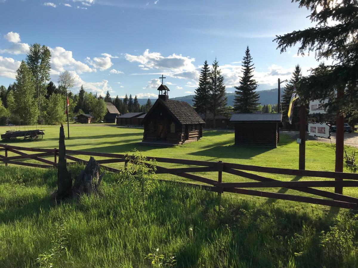 Wells Gray Guest Ranch Clearwater Exterior photo