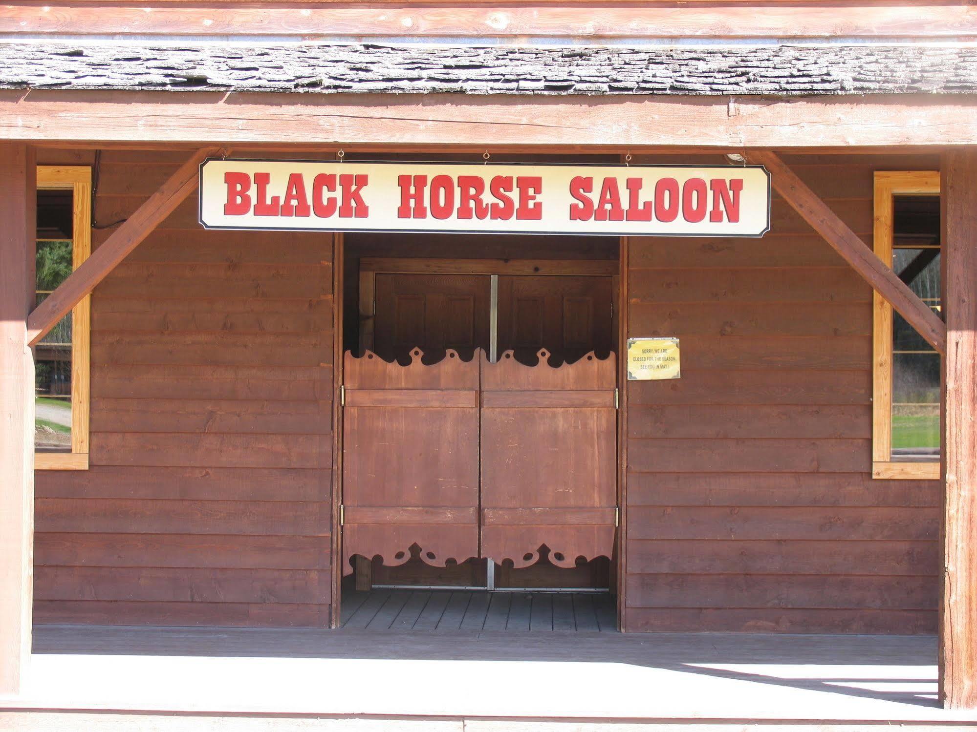 Wells Gray Guest Ranch Clearwater Exterior photo