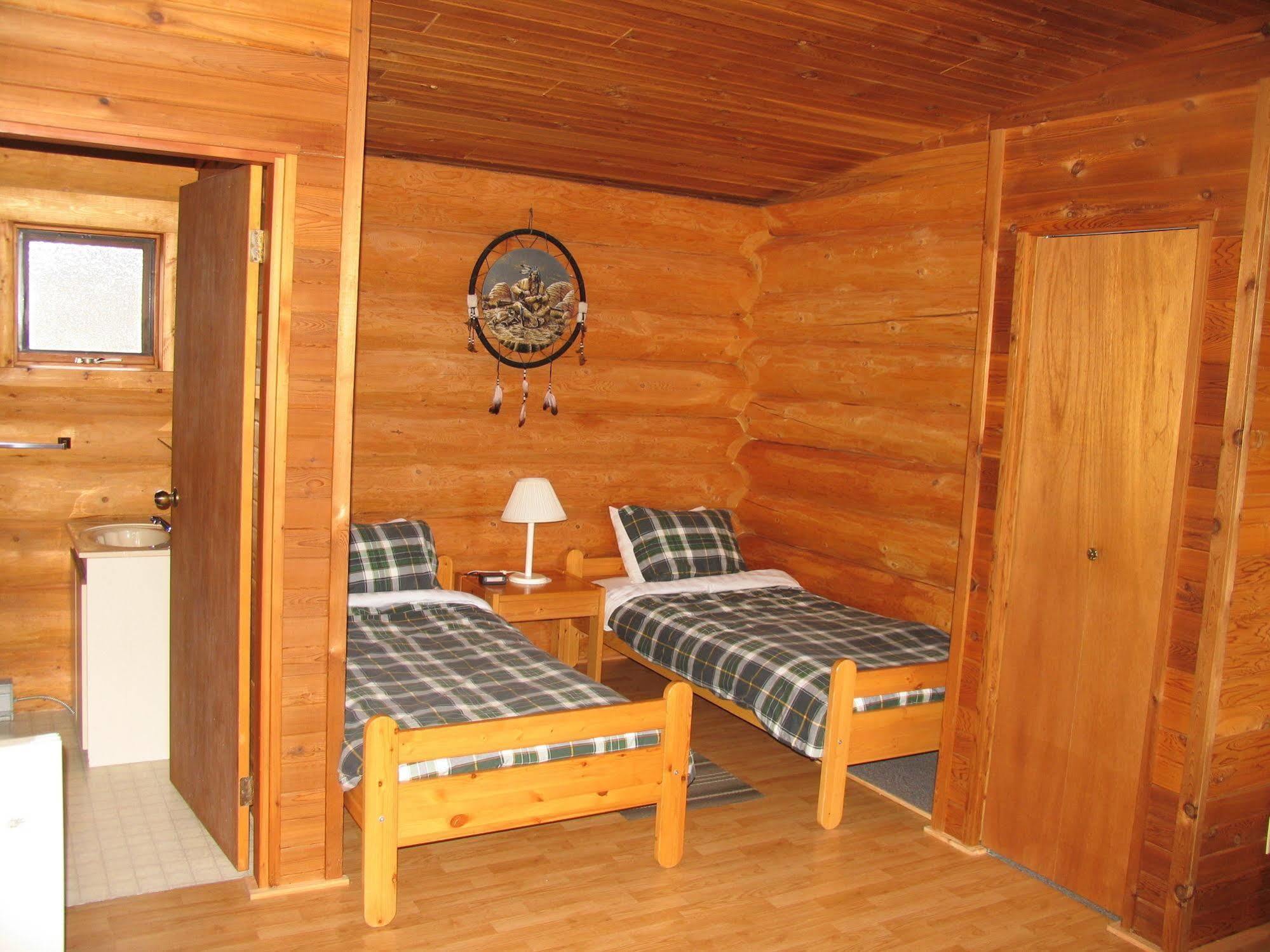 Wells Gray Guest Ranch Clearwater Exterior photo