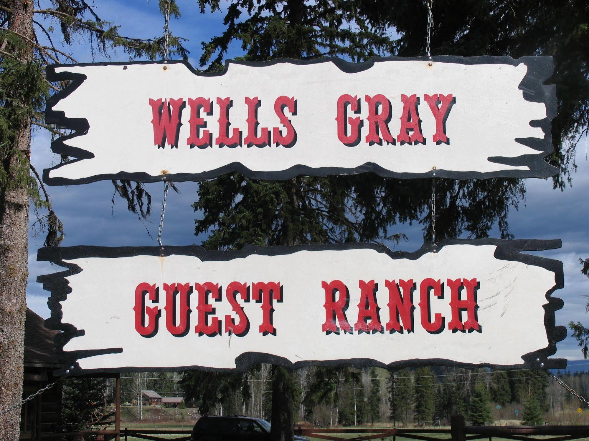 Wells Gray Guest Ranch Clearwater Exterior photo