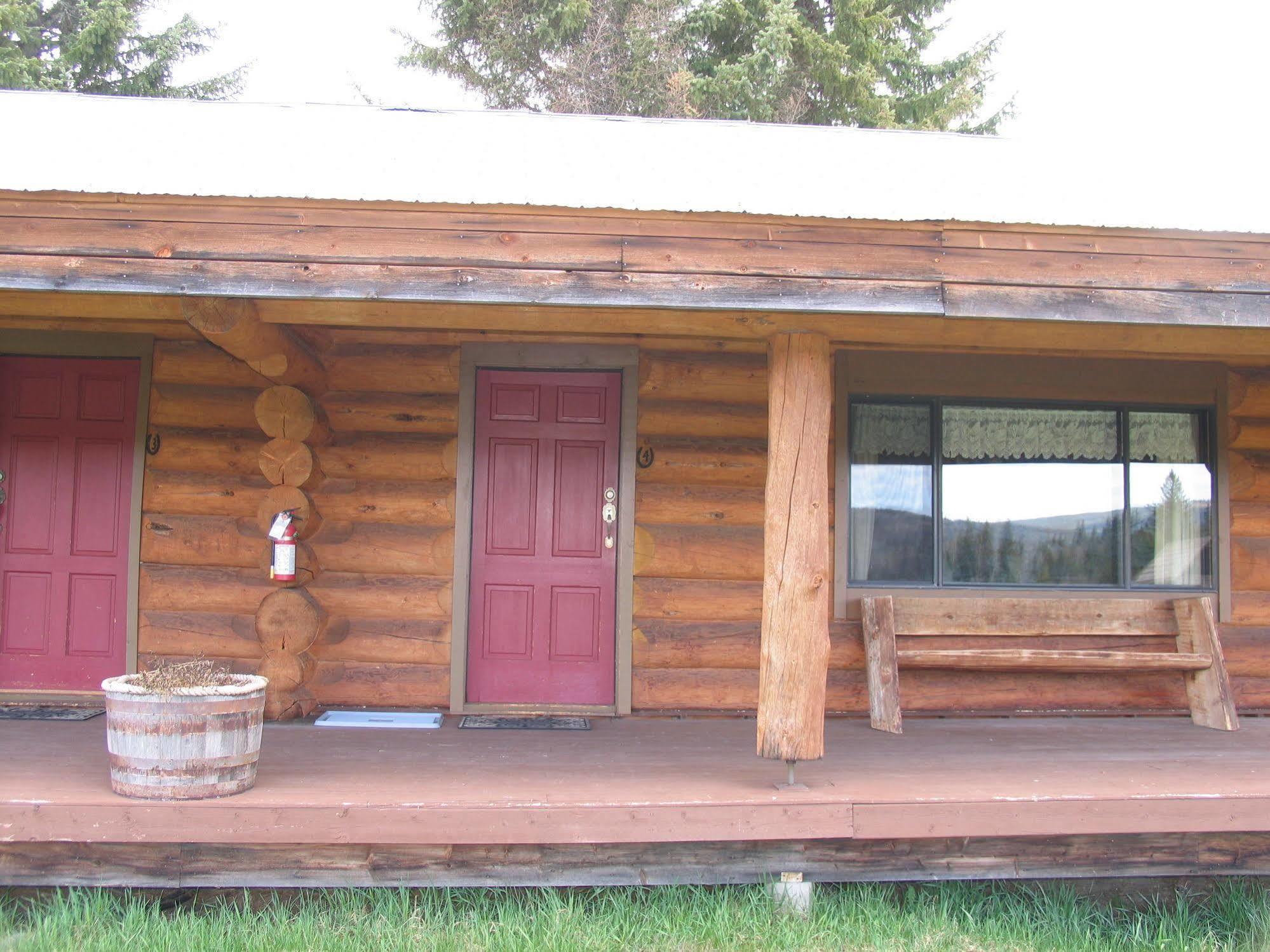 Wells Gray Guest Ranch Clearwater Exterior photo