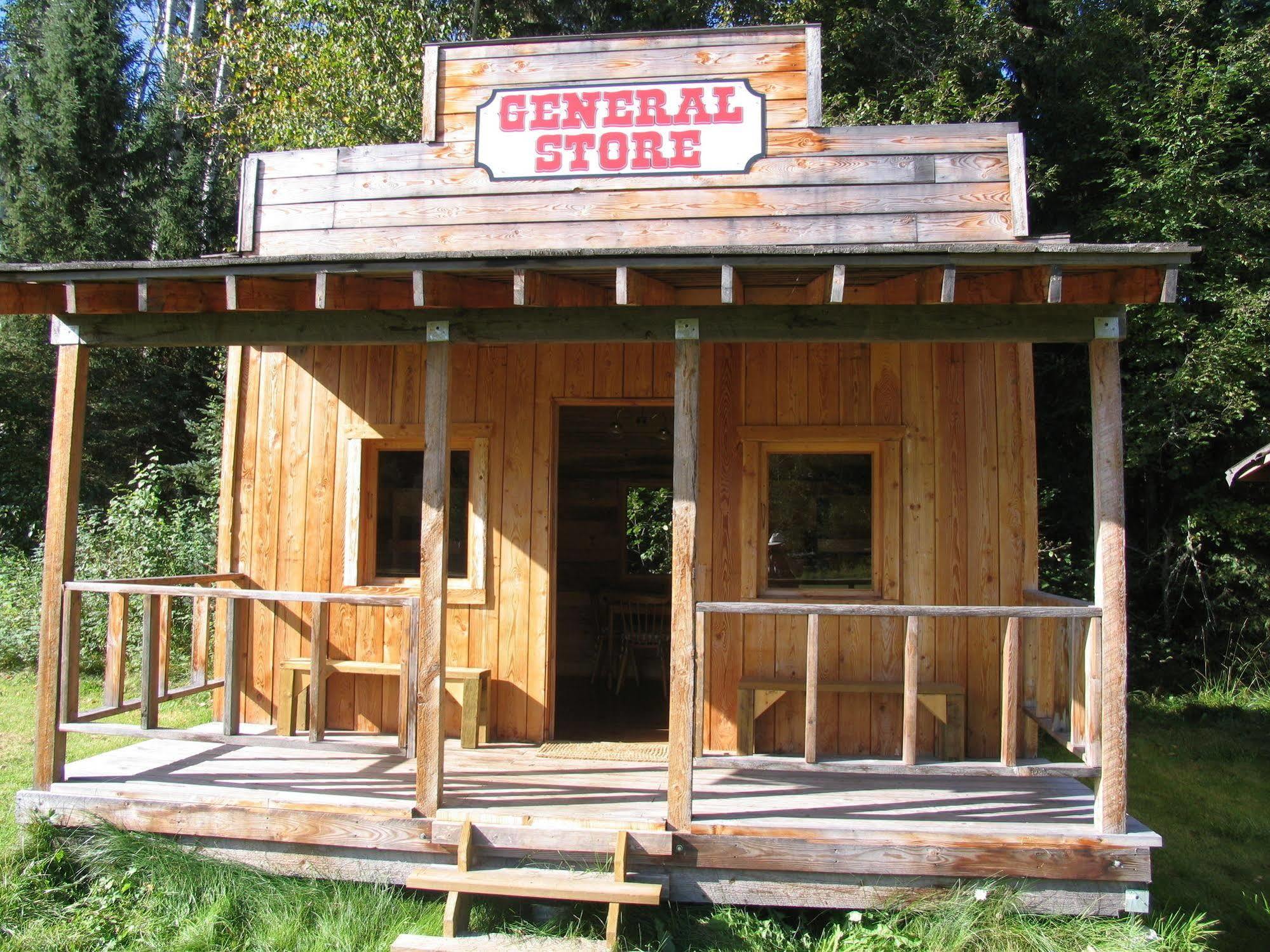 Wells Gray Guest Ranch Clearwater Exterior photo