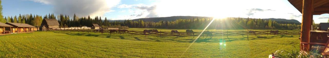 Wells Gray Guest Ranch Clearwater Exterior photo