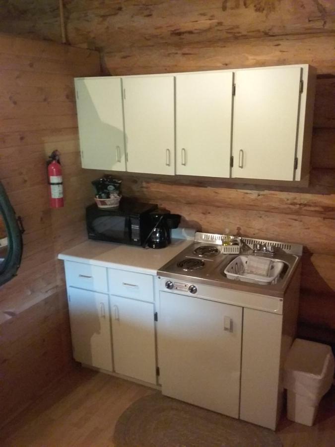 Wells Gray Guest Ranch Clearwater Exterior photo